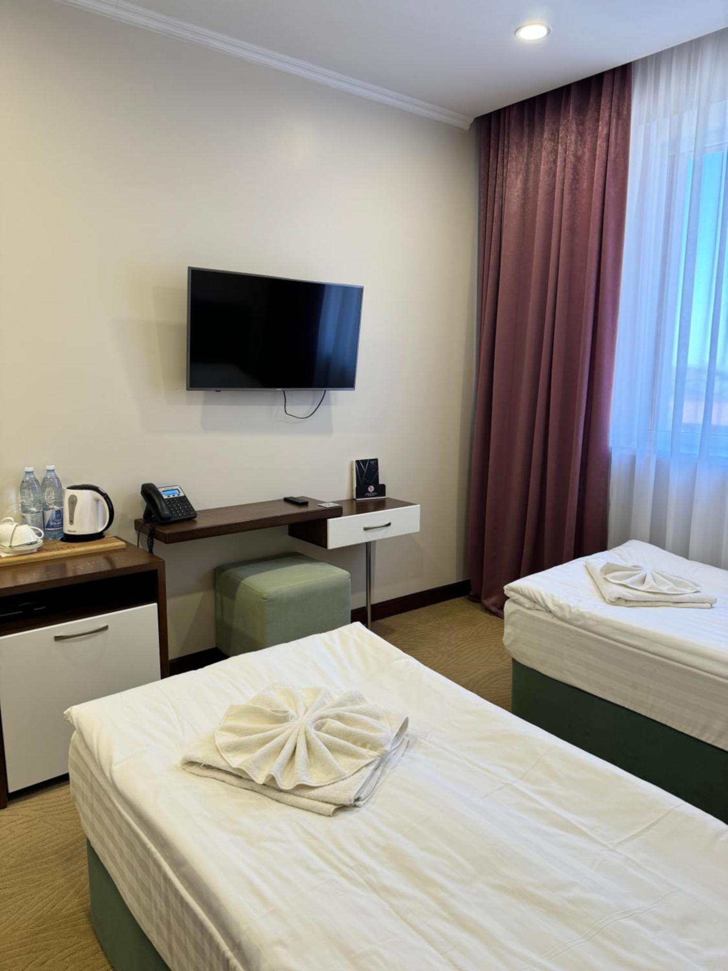 Sulo Atyrau Hotel Kültér fotó