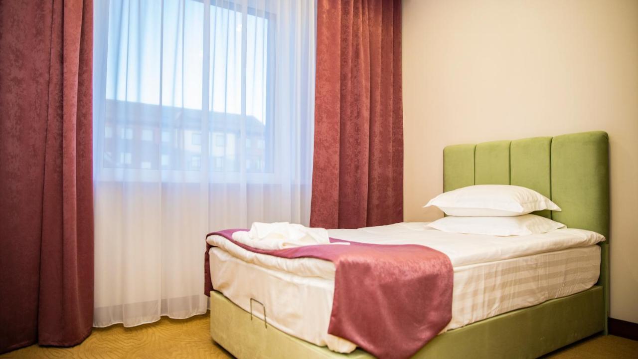 Sulo Atyrau Hotel Kültér fotó