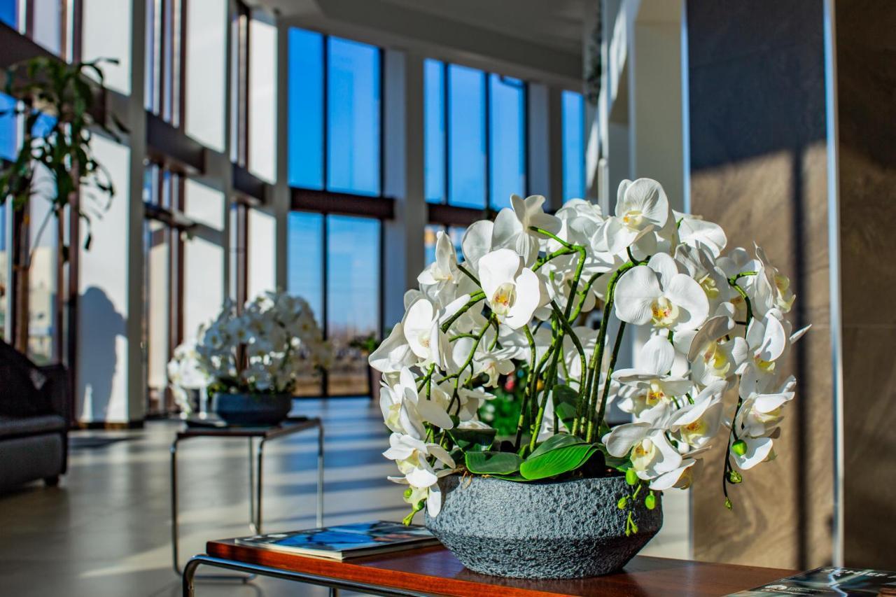 Sulo Atyrau Hotel Kültér fotó